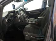 ✅ 2023 Chevrolet Bolt EV 1LT • VIN: 1G1FW6S02P4187021 • Лот: 46713105. Опубликован ранее на Copart с пробегом 31 552 миль. Бесплатный доступ к архиву аукционных продаж из США и подробный отчёт об истории автомобиля на DreamBid. Изображение 7.