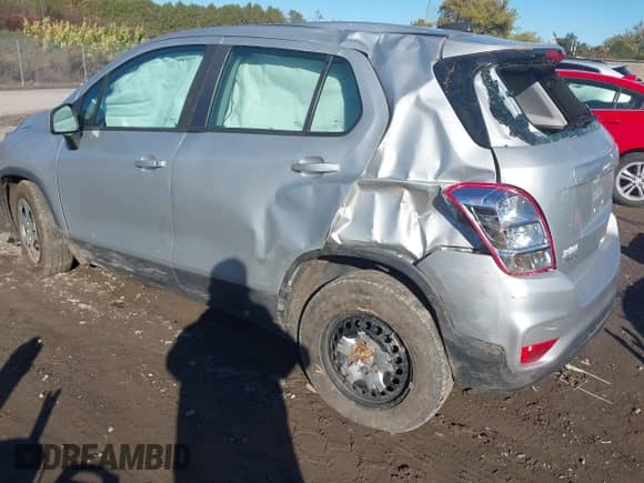 2017 Chevrolet Trax LS with VIN 3GNCJKSB3HL285223, listed as a IAAI auction lot 43379972 with 74,798 mi miles and . Bid and sale history available at DreamBid. Image 3.