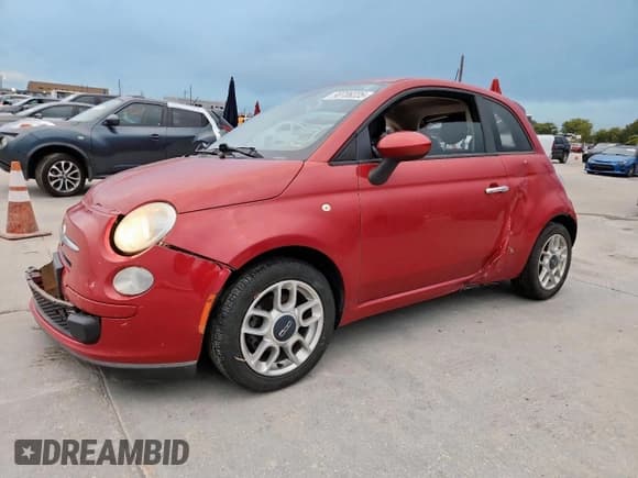 ✅ 2013 FIAT 500 Pop • VIN: 3C3CFFAR8DT663504 • Lot: 90706225. Listed on Copart with 91,615 mi. Free auction sales archive from the USA and detailed vehicle history report at DreamBid. Image 1.