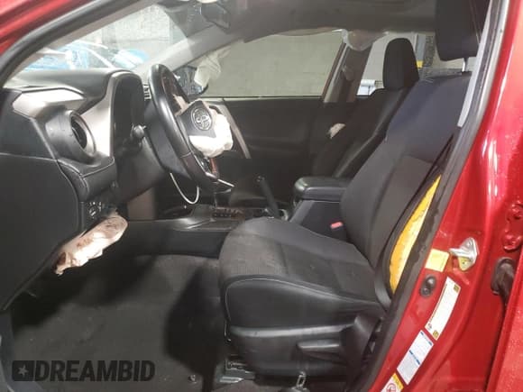 ✅ 2017 Toyota RAV4 XLE • VIN: JTMRFREV4HJ114376 • Lot: 90392725. Listed on Copart with 107,031 mi. Free auction sales archive from the USA and detailed vehicle history report at DreamBid. Image 7.