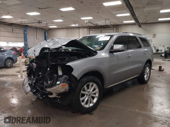 ✅ 2019 Dodge Durango SXT Plus • VIN: 1C4RDJAG7KC778780 • Lot: 42204790. Wystawiony na IAAI z przebiegiem 84 984 mil. Bezpłatny archiwum sprzedaży aukcyjnych z USA i szczegółowy raport historii pojazdu na DreamBid. Zdjęcie 17.