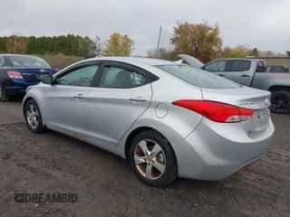 2013 Hyundai Elantra GLS с VIN 5NPDH4AE2DH352078, выставлен на аукционе IAAI как лот 43523117 с пробегом 178 497 миль миль и . История ставок и продаж доступна на DreamBid. Изображение 3.