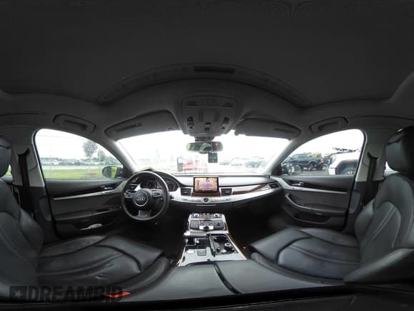 ✅ 2011 Audi A8 • VIN: WAUAVAFD2BN020842 • Lot: 42874545. Wystawiony na IAAI z przebiegiem 135 736 mil. Bezpłatny archiwum sprzedaży aukcyjnych z USA i szczegółowy raport historii pojazdu na DreamBid. Zdjęcie 18.