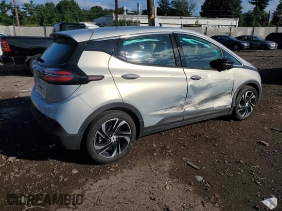 ✅ 2023 Chevrolet Bolt EV 2LT • VIN: 1G1FX6S01P4205912 • Lot: 67951064. Wystawiony na Copart z przebiegiem 4 223 mil. Bezpłatny archiwum sprzedaży aukcyjnych z USA i szczegółowy raport historii pojazdu na DreamBid. Zdjęcie 3.