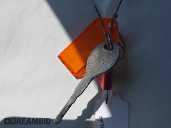 ✅ 1997 Mazda Protege DX • VIN: JM1BC1416V0132633 • Lot: 42162630. Wystawiony na IAAI z przebiegiem 234 300 mil. Bezpłatny archiwum sprzedaży aukcyjnych z USA i szczegółowy raport historii pojazdu na DreamBid. Zdjęcie 11.