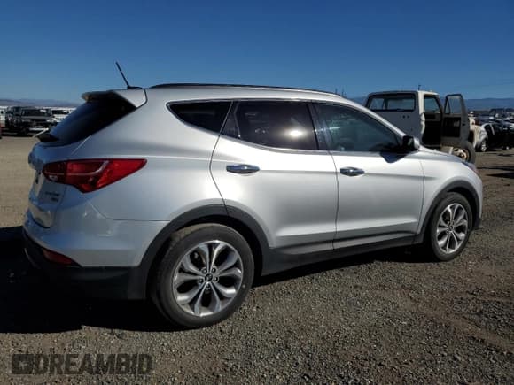 ✅ 2015 Hyundai Santa Fe • VIN: 5XYZUDLA5FG300515 • Лот: 83794975. Опубликован ранее на Copart с пробегом 120 811 миль. Бесплатный доступ к архиву аукционных продаж из США и подробный отчёт об истории автомобиля на DreamBid. Изображение 3.