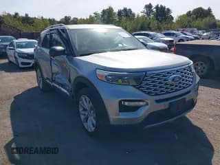 ✅ 2022 Ford Explorer Platinum • VIN: 1FM5K8HC7NGB97384 • Lot: 43331624. Wystawiony na IAAI z przebiegiem 91 023 mil. Bezpłatny archiwum sprzedaży aukcyjnych z USA i szczegółowy raport historii pojazdu na DreamBid. Zdjęcie 1.