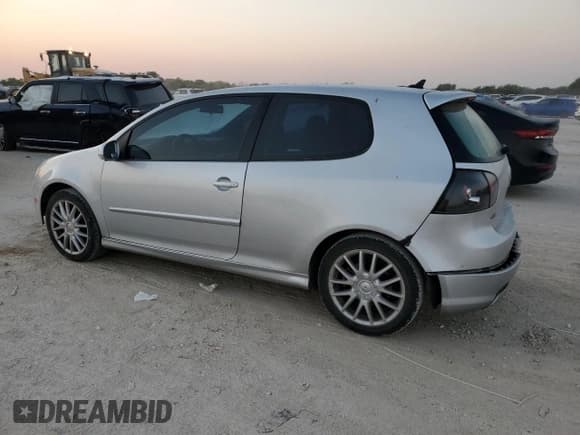 ✅ 2007 Volkswagen Golf GTI • VIN: WVWEV71K87W085340 • Лот: 75001884. Опубликован ранее на Copart с пробегом 205 584 миль. Бесплатный доступ к архиву аукционных продаж из США и подробный отчёт об истории автомобиля на DreamBid. Изображение 2.