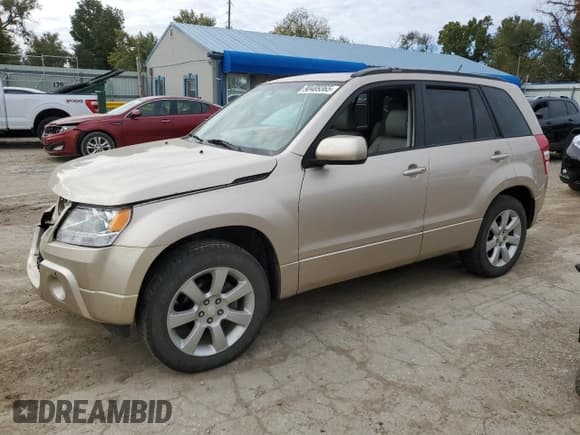 ✅ 2012 Suzuki Grand Vitara Limited • VIN: JS3TD0D78C4100175 • Lot: 90489365. Listed on Copart with 184,233 mi. Free auction sales archive from the USA and detailed vehicle history report at DreamBid. Image 1.