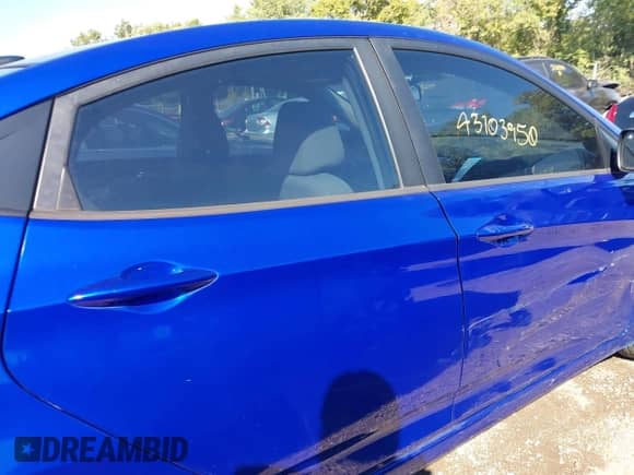 2014 Hyundai Accent GLS с VIN KMHCU4AE7EU618642, выставлен на аукционе IAAI как лот 43103950 с пробегом 87 702 миль миль и . История ставок и продаж доступна на DreamBid. Изображение 13.