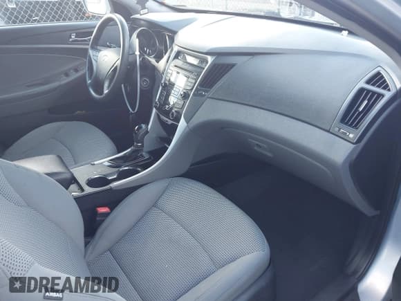 ✅ 2012 Hyundai Sonata GLS • VIN: 5NPEB4AC7CH475247 • Лот: 43547336. Опубликован ранее на IAAI с пробегом 257 896 миль. Бесплатный доступ к архиву аукционных продаж из США и подробный отчёт об истории автомобиля на DreamBid. Изображение 5.