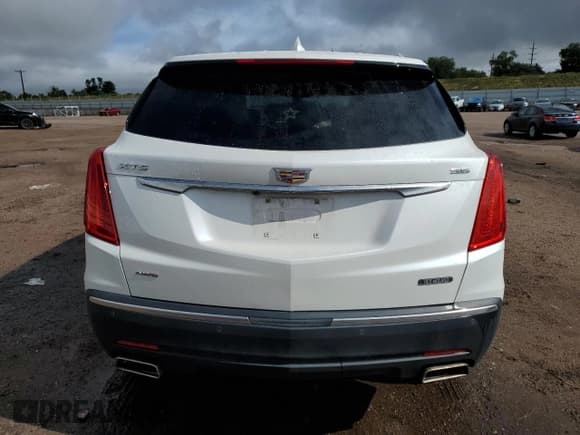 ✅ 2019 Cadillac XT5 AWD • VIN: 1GYKNBRS4KZ163012 • Лот: 70426775. Опубликован ранее на Copart с пробегом 46 624 миль. Бесплатный доступ к архиву аукционных продаж из США и подробный отчёт об истории автомобиля на DreamBid. Изображение 6.