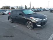 ✅ 2016 Hyundai Veloster • VIN: KMHTC6AD8GU251095 • Lot: 41598280. Wystawiony na IAAI z przebiegiem 119 099 mil. Bezpłatny archiwum sprzedaży aukcyjnych z USA i szczegółowy raport historii pojazdu na DreamBid. Zdjęcie 1.