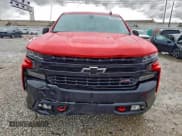 ✅ 2020 Chevrolet Silverado 1500 LT Trail Boss • VIN: 3GCPYFED0LG320330 • Lot: 96393615. Wystawiony na Copart z przebiegiem 100 076 mil. Bezpłatny archiwum sprzedaży aukcyjnych z USA i szczegółowy raport historii pojazdu na DreamBid. Zdjęcie 5.