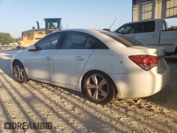 ✅ 2015 Chevrolet Cruze LT • VIN: 1G1PE5SB8F7231510 • Lot: 85273875. Listed on Copart with 160,996 mi. Free auction sales archive from the USA and detailed vehicle history report at DreamBid. Image 2.