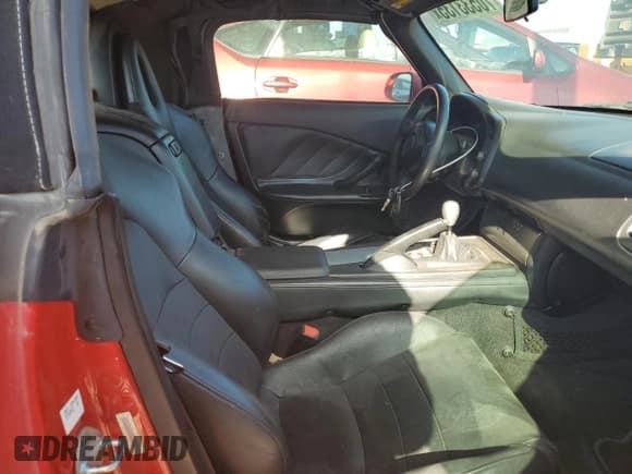 ✅ 2000 Honda S2000 • VIN: JHMAP1146YT007843 • Lot: 70533135. Wystawiony na Copart z przebiegiem 152 331 mil. Bezpłatny archiwum sprzedaży aukcyjnych z USA i szczegółowy raport historii pojazdu na DreamBid. Zdjęcie 10.