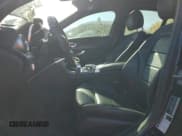 ✅ 2019 Mercedes-Benz C 300 • VIN: 55SWF8EB7KU301143 • Lot: 87213215. Wystawiony na Copart z przebiegiem 64 710 mil. Bezpłatny archiwum sprzedaży aukcyjnych z USA i szczegółowy raport historii pojazdu na DreamBid. Zdjęcie 7.