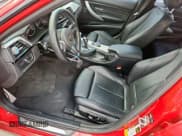 ✅ 2014 BMW 3 Series 328i • VIN: WBA3C1C54EK115081 • Lot: 81283795. Wystawiony na Copart z przebiegiem 99 838 mil. Bezpłatny archiwum sprzedaży aukcyjnych z USA i szczegółowy raport historii pojazdu na DreamBid. Zdjęcie 7.