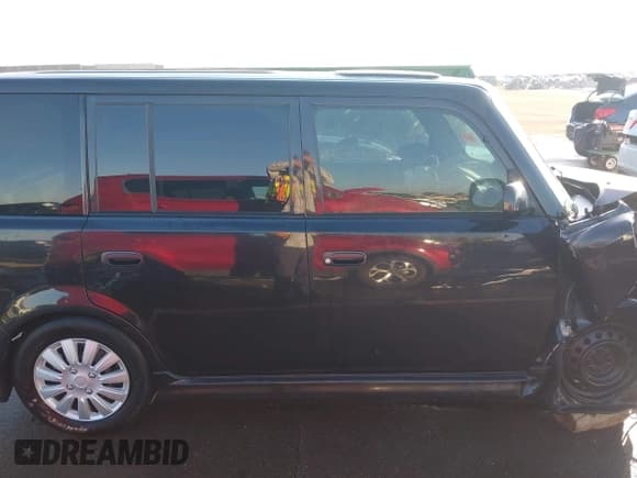 ✅ 2004 Scion xB • VIN: JTLKT334540149367 • Lot: 43794687. Wystawiony na IAAI z przebiegiem 127 113 mil. Bezpłatny archiwum sprzedaży aukcyjnych z USA i szczegółowy raport historii pojazdu na DreamBid. Zdjęcie 13.