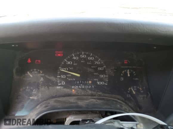 1995 Chevrolet Blazer z VIN 1GNCS13WXSK227918, wystawiony jako Copart lot #62003475 z przebiegiem 237 139 mil mil oraz Szkoda całkowita • Salvage title. Historia ofert i sprzedaży dostępna na DreamBid. Obrazek 9.