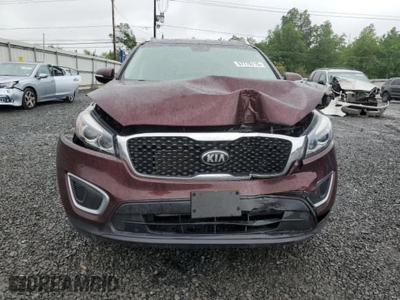 ✅ 2017 Kia Sorento LX • VIN: 5XYPGDA30HG289722 • Lot: 57778715. Listed on Copart with 64,553 mi. Free auction sales archive from the USA and detailed vehicle history report at DreamBid. Image 5.