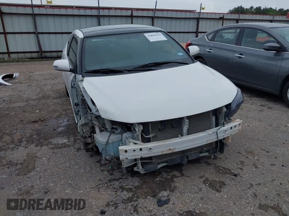 ✅ 2013 Scion tC • VIN: JTKJF5C70D3058888 • Lot: 41892224. Wystawiony na IAAI z przebiegiem 84 749 mil. Bezpłatny archiwum sprzedaży aukcyjnych z USA i szczegółowy raport historii pojazdu na DreamBid. Zdjęcie 6.