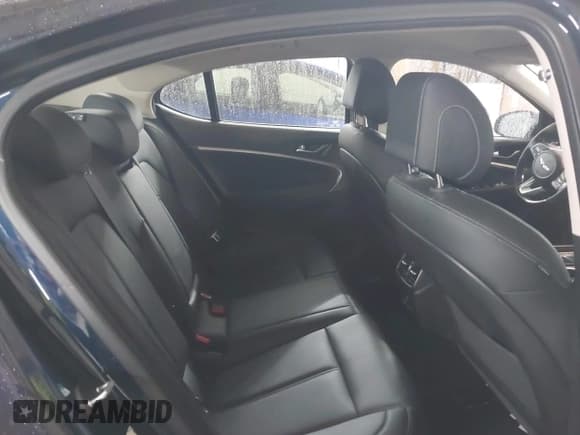 ✅ 2023 Genesis G70 2.0T • VIN: KMTG34TA2PU131355 • Lot: 43548986. Wystawiony na IAAI z przebiegiem 41 418 mil. Bezpłatny archiwum sprzedaży aukcyjnych z USA i szczegółowy raport historii pojazdu na DreamBid. Zdjęcie 8.