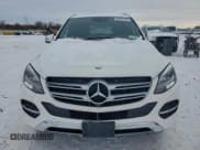 ✅ 2016 Mercedes-Benz GLE 350 • VIN: 4JGDA5HB6GA685607 • Lot: 95212155. Wystawiony na Copart z przebiegiem 94 331 mil. Bezpłatny archiwum sprzedaży aukcyjnych z USA i szczegółowy raport historii pojazdu na DreamBid. Zdjęcie 5.