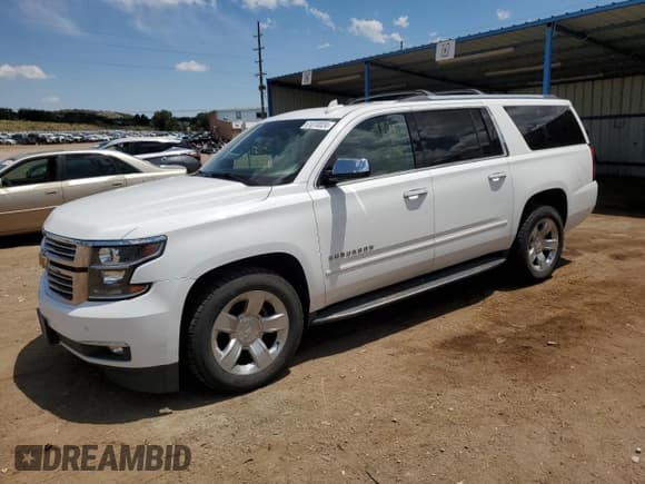 ✅ 2017 Chevrolet Suburban Premier • VIN: 1GNSKJKC6HR233346 • Lot: 61070024. Wystawiony na Copart z przebiegiem 81 467 mil. Bezpłatny archiwum sprzedaży aukcyjnych z USA i szczegółowy raport historii pojazdu na DreamBid. Zdjęcie 1.