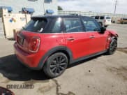 ✅ 2021 MINI Hardtop 4 Door Oxford Edition • VIN: WMWXU7C07M2N56224 • Lot: 53171855. Wystawiony na Copart z przebiegiem 68 440 mil. Bezpłatny archiwum sprzedaży aukcyjnych z USA i szczegółowy raport historii pojazdu na DreamBid. Zdjęcie 3.