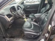 ✅ 2016 Jeep Cherokee Limited • VIN: 1C4PJMDS2GW121764 • Lot: 94419685. Wystawiony na Copart z przebiegiem 123 567 mil. Bezpłatny archiwum sprzedaży aukcyjnych z USA i szczegółowy raport historii pojazdu na DreamBid. Zdjęcie 7.