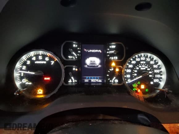 ✅ 2019 Toyota Tundra 1794 Edition • VIN: 5TFAY5F16KX804646 • Лот: 93914595. Опубликован ранее на Copart с пробегом 90 274 миль. Бесплатный доступ к архиву аукционных продаж из США и подробный отчёт об истории автомобиля на DreamBid. Изображение 9.