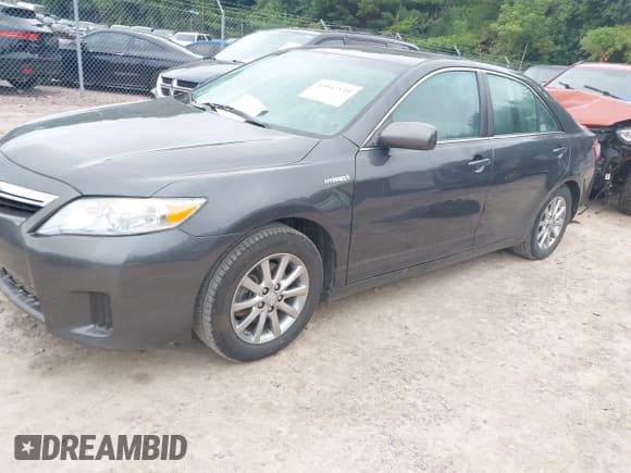 ✅ 2010 Toyota Camry • VIN: 4T1BB3EK7AU119121 • Lot: 43042539. Listed on IAAI with 182,255 mi. Free auction sales archive from the USA and detailed vehicle history report at DreamBid. Image 2.
