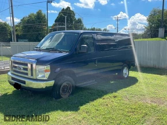 ✅ 2011 Ford Econoline Passenger XL • VIN: 1FBNE3BL6BDB17632 • Lot: 71539055. Listed on Copart with 114,509 mi. Free auction sales archive from the USA and detailed vehicle history report at DreamBid. Image 2.