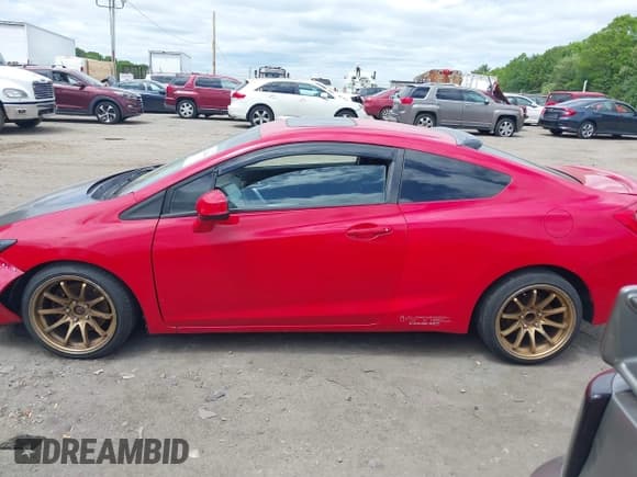 ✅ 2012 Honda Civic Si • VIN: 2HGFG4A57CH709310 • Lot: 42230104. Listed on IAAI with 143,000 mi. Free auction sales archive from the USA and detailed vehicle history report at DreamBid. Image 14.