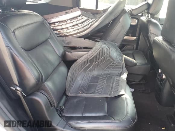 ✅ 2021 Ford Explorer Limited • VIN: 1FMSK7FH3MGA88009 • Lot: 70005775. Wystawiony na Copart z przebiegiem 87 593 mil. Bezpłatny archiwum sprzedaży aukcyjnych z USA i szczegółowy raport historii pojazdu na DreamBid. Zdjęcie 10.