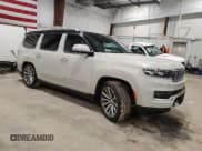 ✅ 2022 Jeep Grand Wagoneer Series I • VIN: 1C4SJVEJ2NS180968 • Лот: 61053895. Опубликован ранее на Copart с пробегом 14 741 миль. Бесплатный доступ к архиву аукционных продаж из США и подробный отчёт об истории автомобиля на DreamBid. Изображение 4.
