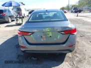 ✅ 2024 Nissan Sentra SV • VIN: 3N1AB8CV4RY313434 • Lot: 43421784. Wystawiony na IAAI z przebiegiem 34 988 mil. Bezpłatny archiwum sprzedaży aukcyjnych z USA i szczegółowy raport historii pojazdu na DreamBid. Zdjęcie 16.