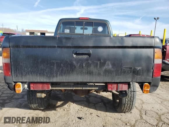 ✅ 1997 Toyota Tacoma • VIN: 4TAPM62NXVZ230013 • Lot: 46535285. Listed on Copart with 252,867 mi. Free auction sales archive from the USA and detailed vehicle history report at DreamBid. Image 10.