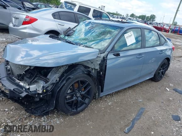 ✅ 2024 Honda Civic Si • VIN: 2HGFE1E53RH471723 • Lot: 42330497. Wystawiony na IAAI z przebiegiem 24 156 mil. Bezpłatny archiwum sprzedaży aukcyjnych z USA i szczegółowy raport historii pojazdu na DreamBid. Zdjęcie 2.