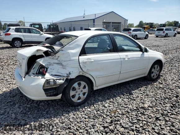 ✅ 2009 Kia Spectra EX • VIN: KNAFE221595597074 • Lot: 71874735. Listed on Copart with 204,954 mi. Free auction sales archive from the USA and detailed vehicle history report at DreamBid. Image 3.
