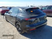 ✅ 2022 Maserati Levante Modena S • VIN: ZN661ZUM0NX400467 • Лот: 41294140. Опубликован ранее на IAAI с пробегом 93 148 миль. Бесплатный доступ к архиву аукционных продаж из США и подробный отчёт об истории автомобиля на DreamBid. Изображение 3.