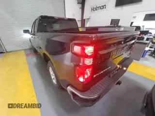 2019 Chevrolet Silverado 1500 LT z VIN 1GCRWCED4KZ178401, wystawiony jako IAAI lot #42455861 z przebiegiem 116 636 mil mil oraz . Historia ofert i sprzedaży dostępna na DreamBid. Obrazek 1.