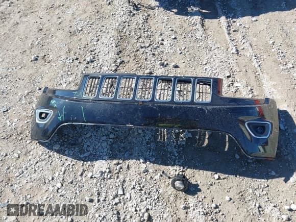 ✅ 2014 Jeep Grand Cherokee Limited • VIN: 1C4RJFBG3EC339231 • Lot: 43608796. Listed on IAAI with 134,588 mi. Free auction sales archive from the USA and detailed vehicle history report at DreamBid. Image 12.