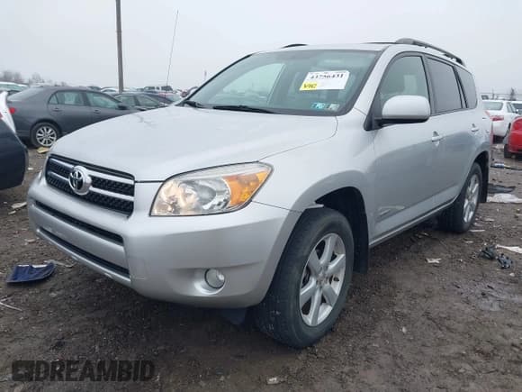 ✅ 2007 Toyota RAV4 Limited • VIN: JTMBD31V175072346 • Lot: 43756431. Listed on IAAI with 194,812 mi. Free auction sales archive from the USA and detailed vehicle history report at DreamBid. Image 2.