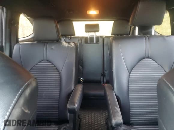 ✅ 2022 Toyota Highlander XSE • VIN: 5TDLZRBHXNS196995 • Lot: 85488015. Listed on Copart with 100,698 mi. Free auction sales archive from the USA and detailed vehicle history report at DreamBid. Image 10.