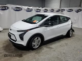 ✅ 2023 Chevrolet Bolt EV 1LT • VIN: 1G1FW6S07P4187628 • Lot: 89004745. Wystawiony na Copart z przebiegiem Nie podano. Bezpłatny archiwum sprzedaży aukcyjnych z USA i szczegółowy raport historii pojazdu na DreamBid. Zdjęcie 1.