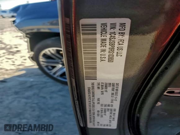 ✅ 2024 Jeep Wagoneer Series II • VIN: 1C4SJSBP8RS103650 • Лот: 95096585. Опубликован ранее на Copart с пробегом 1 166 миль. Бесплатный доступ к архиву аукционных продаж из США и подробный отчёт об истории автомобиля на DreamBid. Изображение 13.