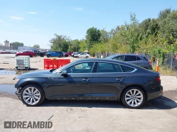 ✅ 2018 Audi A5 Sportback Premium Plus • VIN: WAUBNCF52JA078867 • Lot: 43198820. Listed on IAAI with 115,138 mi. Free auction sales archive from the USA and detailed vehicle history report at DreamBid. Image 15.