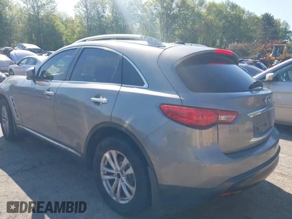 ✅ 2010 Infiniti FX • VIN: JN8AS1MW9AM851036 • Lot: 42245651. Wystawiony na IAAI z przebiegiem 168 134 mil. Bezpłatny archiwum sprzedaży aukcyjnych z USA i szczegółowy raport historii pojazdu na DreamBid. Zdjęcie 3.